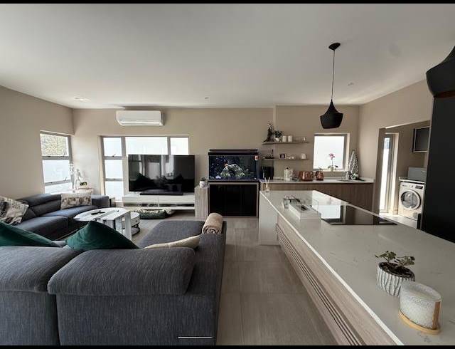 4 BEDROOM PROPERTY TO RENT IN BRYANSTON